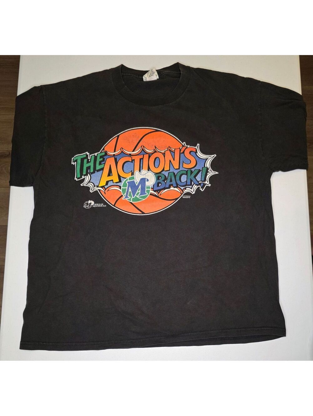 Vintage NBA Dallas Mavericks "Actions Back" Lee Sport Tee